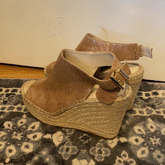 Kenneth Cole Odette espadrille peep toe wedges - Picture 3 of 10